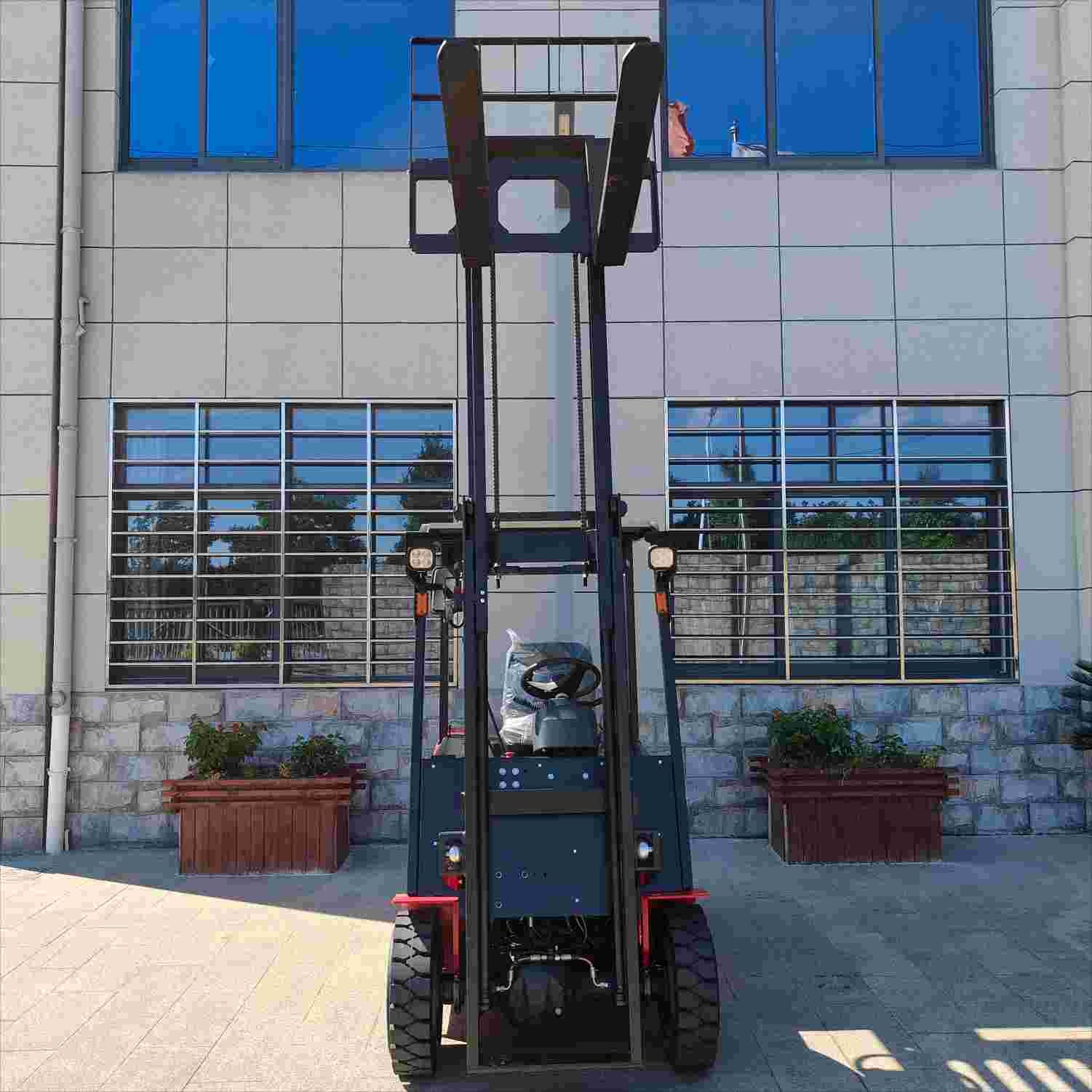 2204lb 6.56ft 2meters Heavy Duty Four Wheels Full Electric Forklift