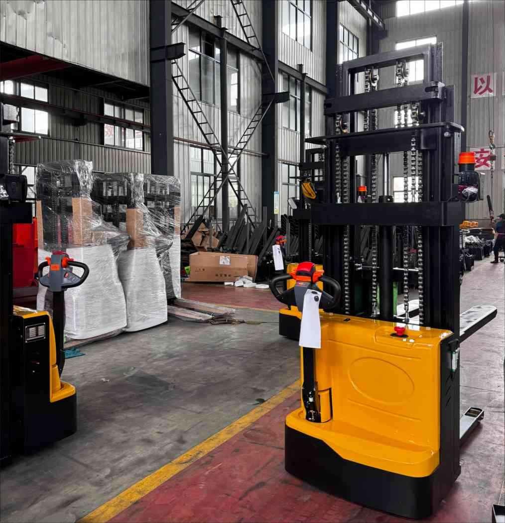 1.5t Professional Material Lifting Equipment Walkie Full Electric Stacker Electric Lifting Workshop Trolley PU Wheel With