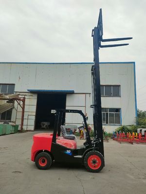 Camione elevatore diesel di alta qualità 3000kg 3000mm Nuovo carrello elevatore diesel controbilanciato Multipliche configurazioni
